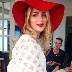 Meet your Posher, Rebekah